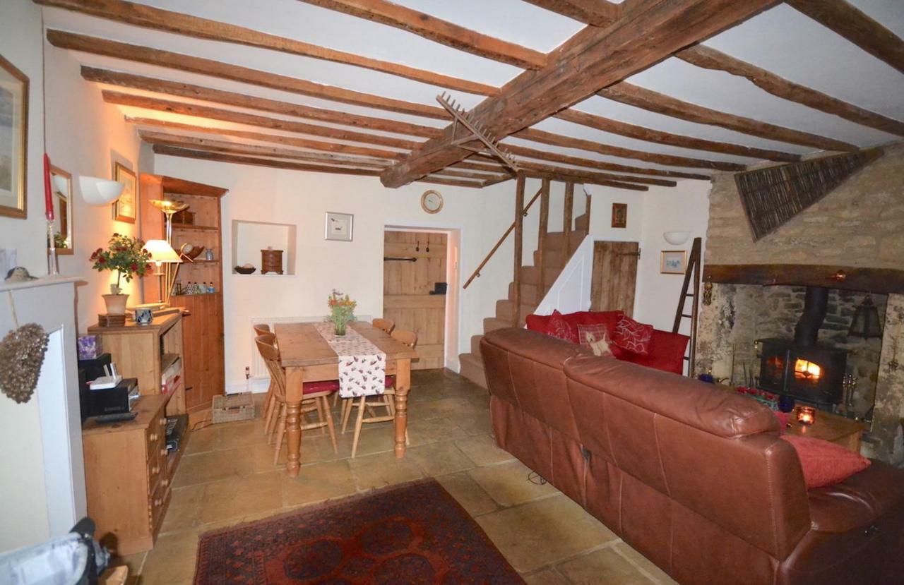 Odd Cottage Oddington  Buitenkant foto