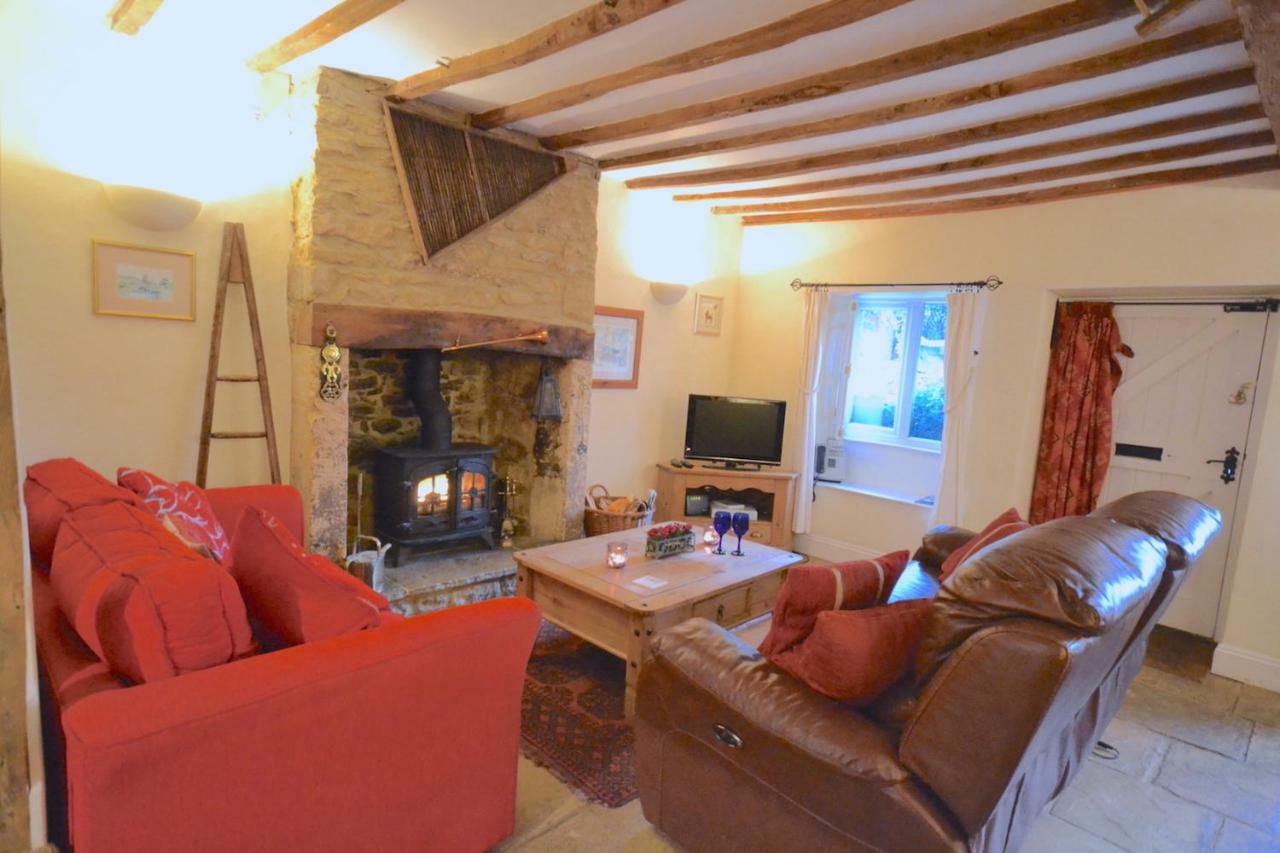 Odd Cottage Oddington  Buitenkant foto